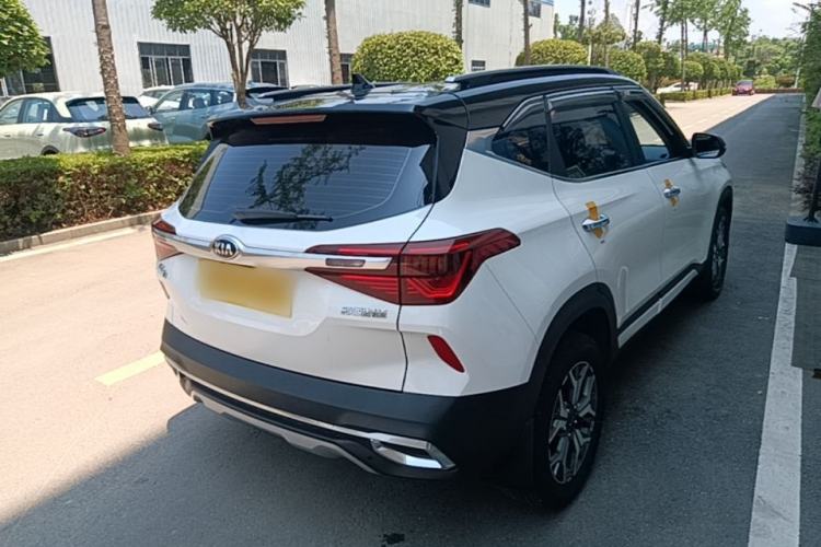 Used Kia KX3 2020 1.5L CVT Trend Edition Rear Right 45 Deg