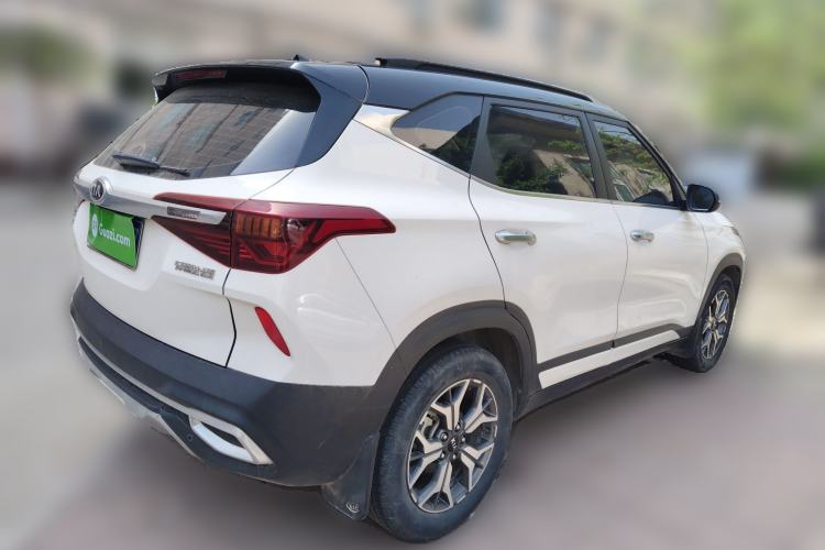 Used Kia KX3 2020 1.5L CVT Trend Edition Rear Right 45 Deg