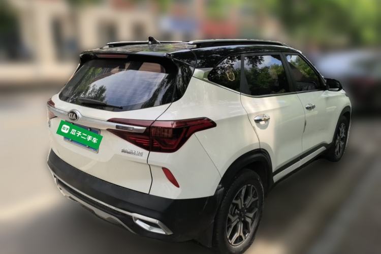 Used Kia KX3 2020 1.5L CVT Trend Edition Rear Right 45 Deg