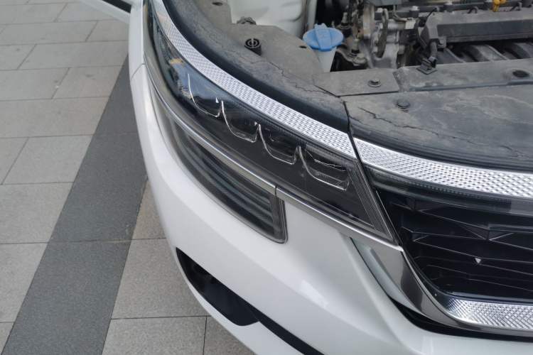 Used Kia KX3 2020 1.5L CVT Trend Edition Right Front Headlight