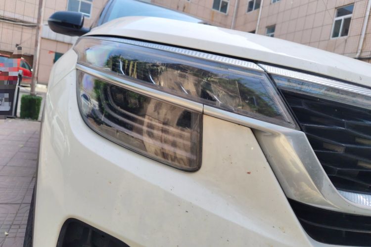 Used Kia KX3 2020 1.5L CVT Trend Edition Right Front Headlight