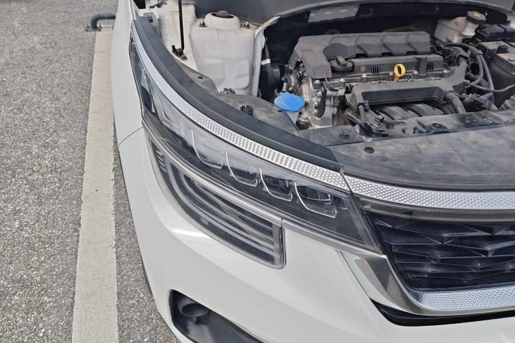 Used Kia KX3 2020 1.5L CVT Trend Edition Right Front Headlight