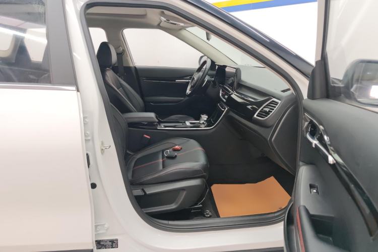 Used Kia KX3 2020 1.5L CVT Trend Edition Right Front Seat