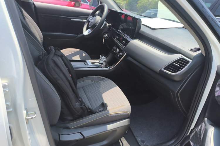 Used Kia KX3 2020 1.5L CVT Comfort Edition Right Front Seat