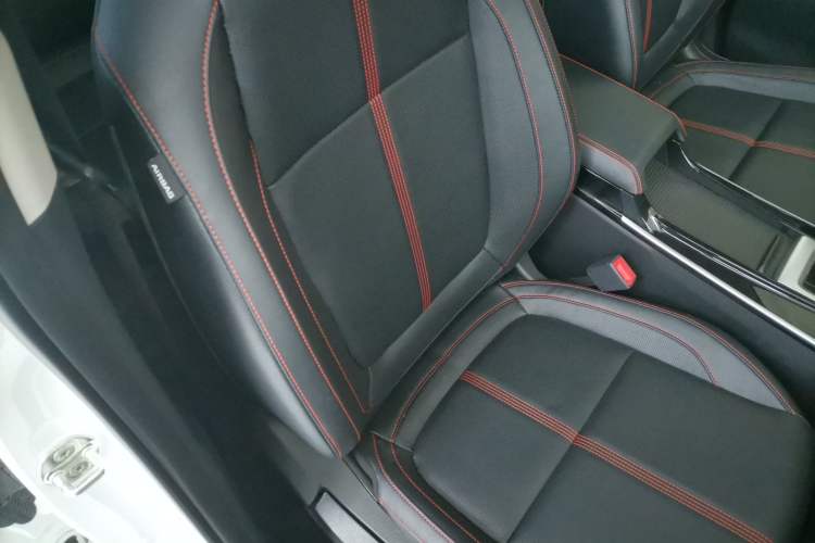 Used Kia KX3 2020 1.5L CVT Trend Edition Right Front Seat