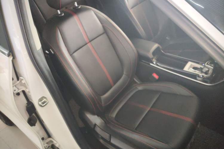 Used Kia KX3 2020 1.5L CVT Trend Edition Right Front Seat