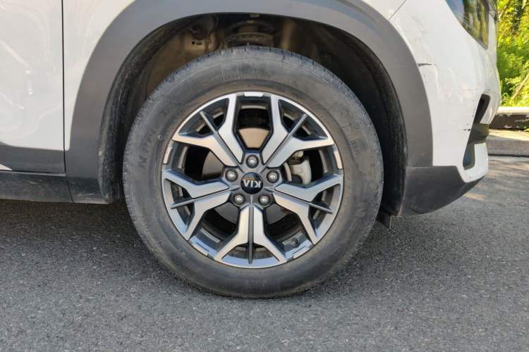 Used Kia KX3 2020 1.5L CVT Trend Edition Right Front Wheel Hub