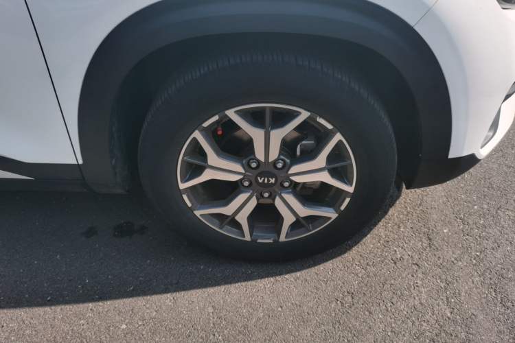 Used Kia KX3 2020 1.5L CVT Trend Edition Right Front Wheel Hub