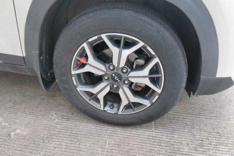 Used Kia KX3 2020 1.5L CVT Trend Edition Right Front Wheel Hub