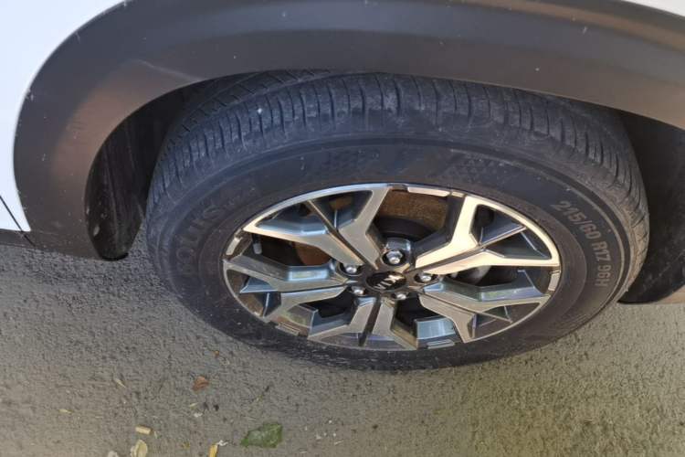 Used Kia KX3 2020 1.5L CVT Trend Edition Right Front Wheel Hub