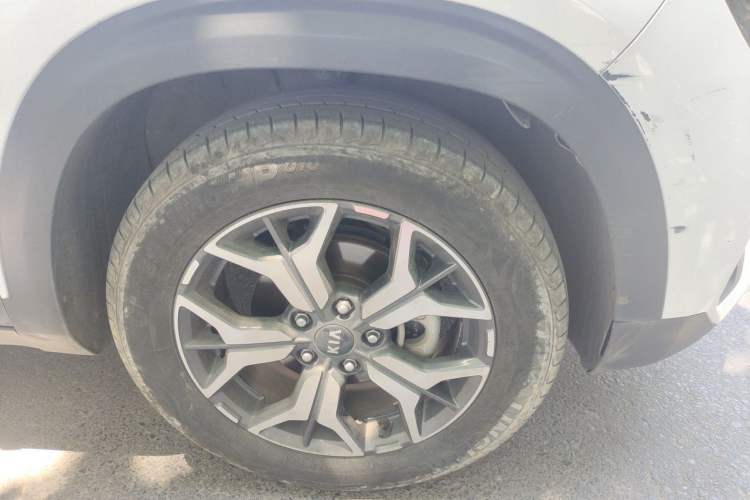 Used Kia KX3 2020 1.5L CVT Trend Edition Right Front Wheel Hub