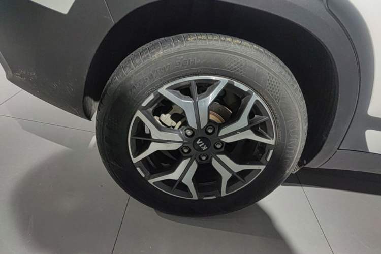 Used Kia KX3 2020 1.5L CVT Trend Edition Right Rear Wheel Hub