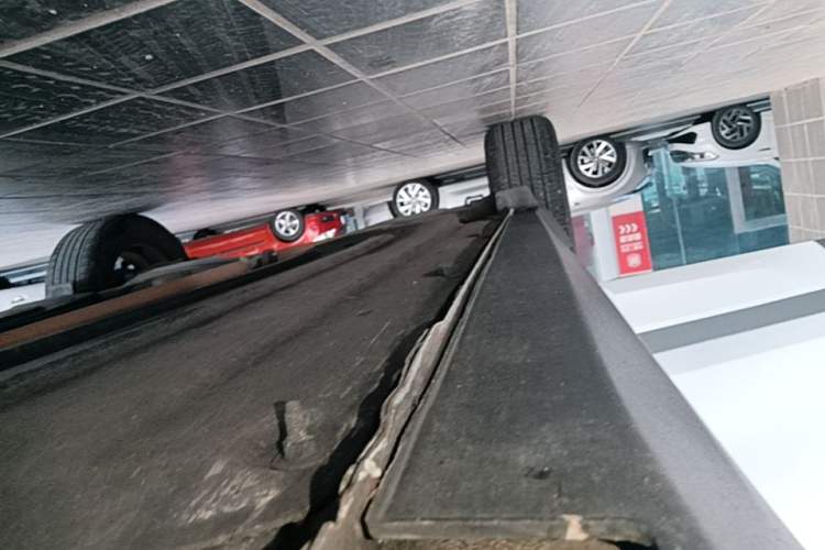 Used Kia KX3 2020 1.5L CVT Trend Edition Right Side Sill