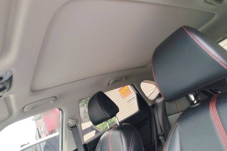 Used Kia KX3 2020 1.5L CVT Trend Edition Roof