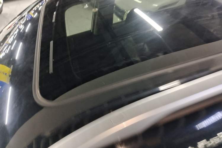Used Kia KX3 2020 1.5L CVT Trend Edition Roof