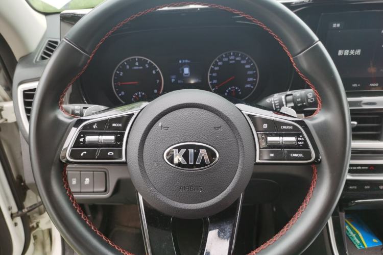 Used Kia KX3 2020 1.5L CVT Trend Edition Steering Wheel