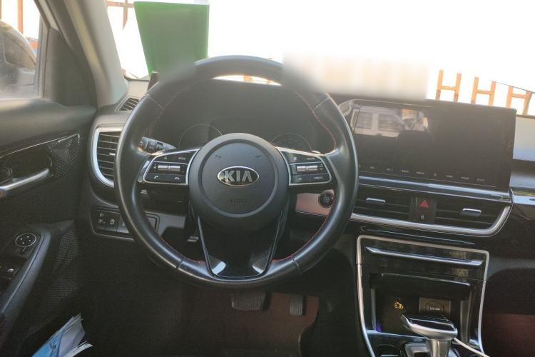 Used Kia KX3 2020 1.5L CVT Trend Edition Steering Wheel