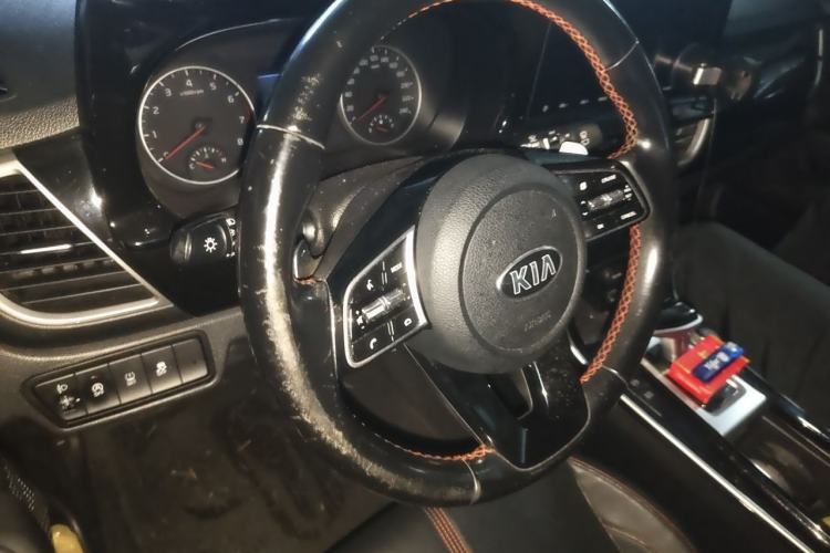 Used Kia KX3 2020 1.5L CVT Trend Edition Steering Wheel
