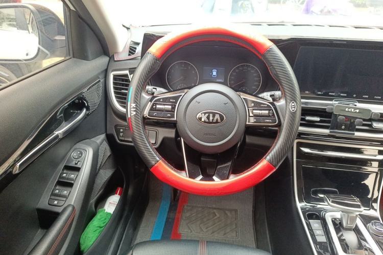 Used Kia KX3 2020 1.5L CVT Trend Edition Steering Wheel
