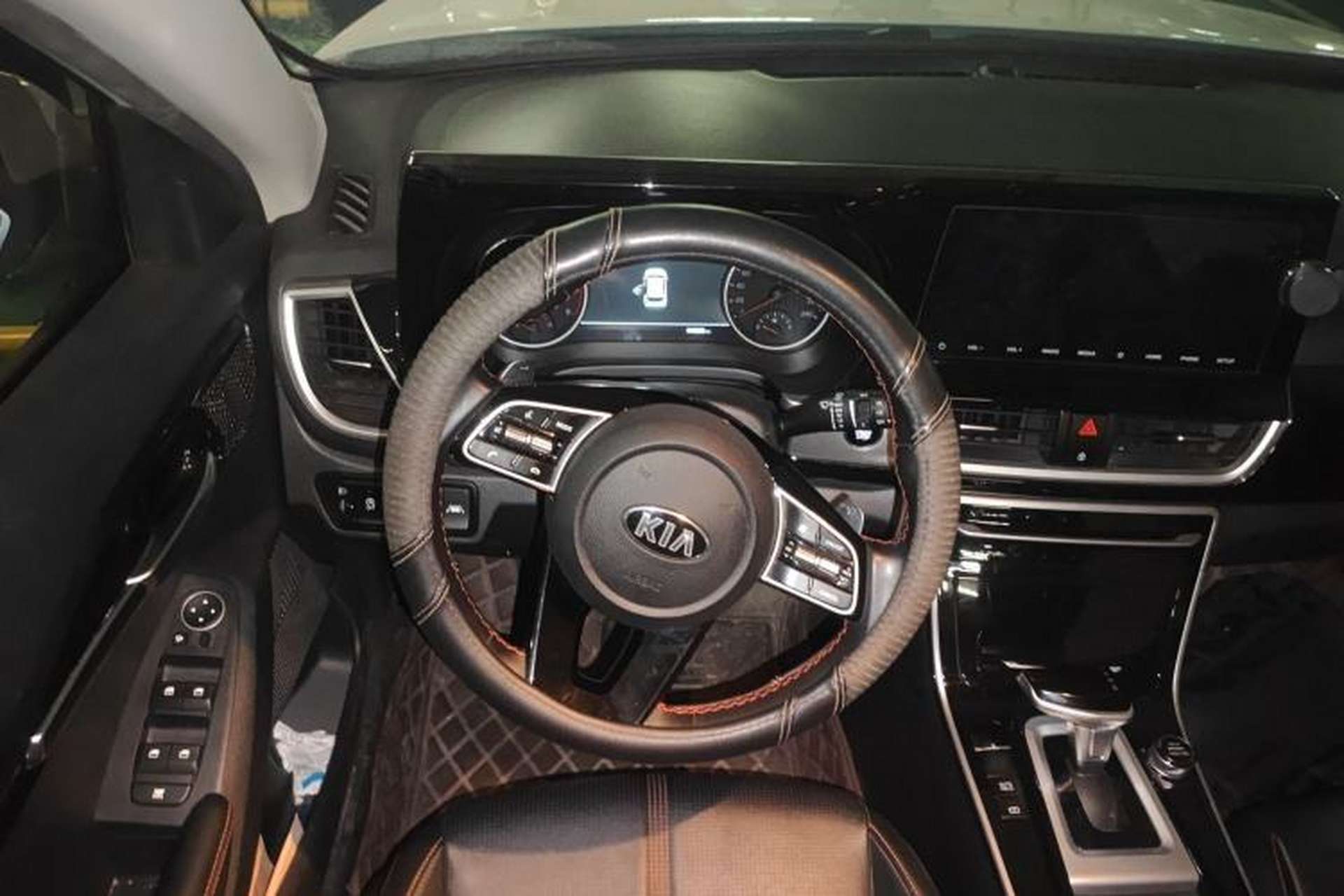 Used Kia KX3 2020 1.5L CVT Smart Edition Steering Wheel