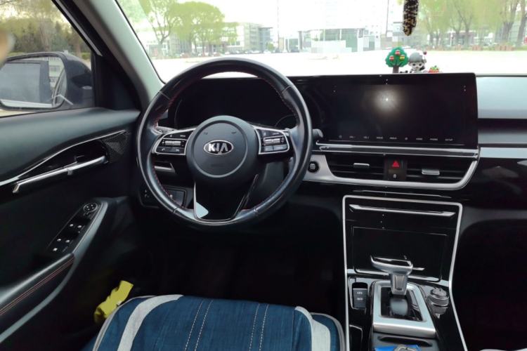 Used Kia KX3 2020 1.5L CVT Trend Edition Steering Wheel