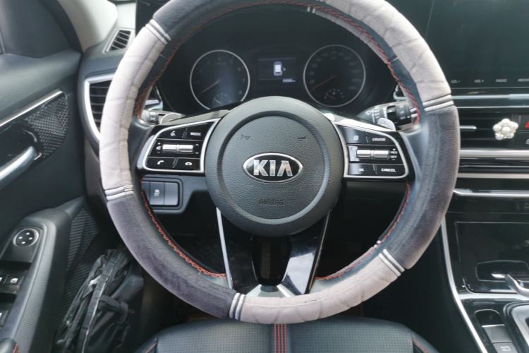 Used Kia KX3 2020 1.5L CVT Trend Edition Steering Wheel