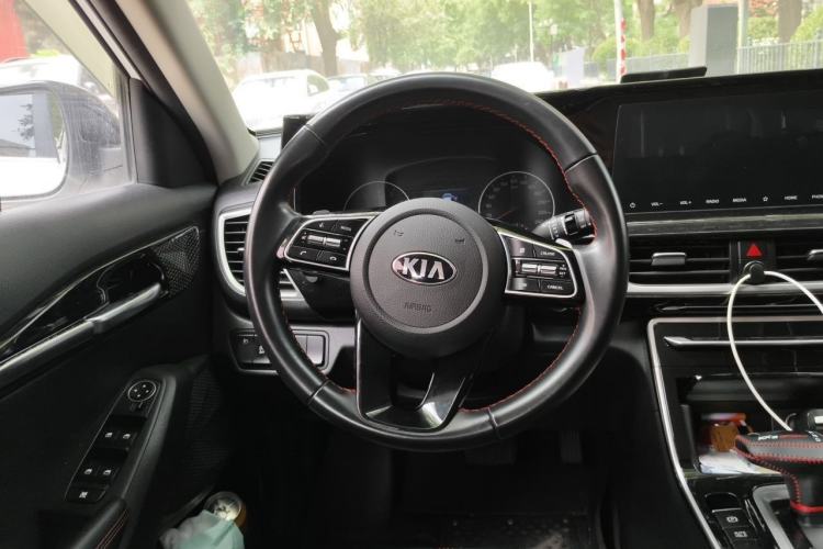 Used Kia KX3 2020 1.5L CVT Trend Edition Steering Wheel