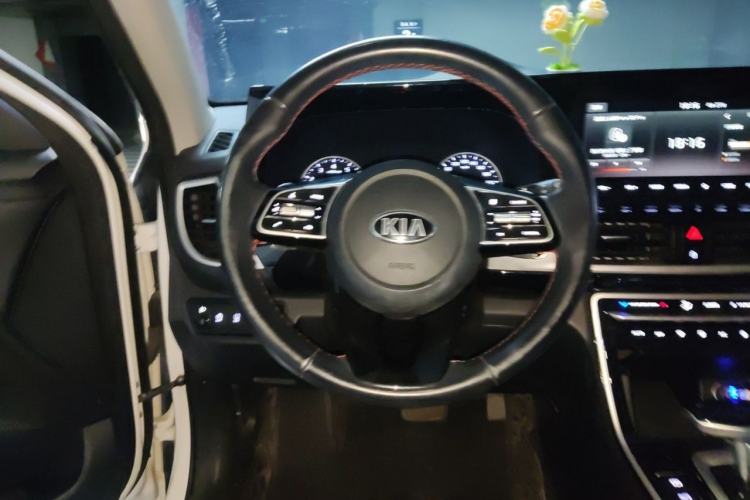 Used Kia KX3 2020 1.5L CVT Trend Edition Steering Wheel