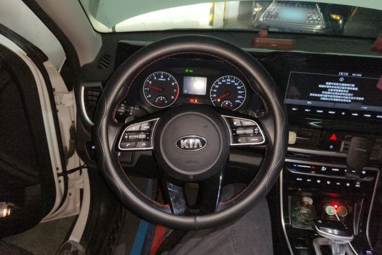 Used Kia KX3 2020 1.5L CVT Trend Edition Steering Wheel