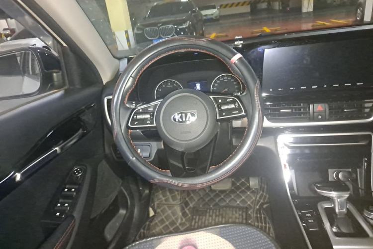 Used Kia KX3 2020 1.5L CVT Trend Edition Steering Wheel