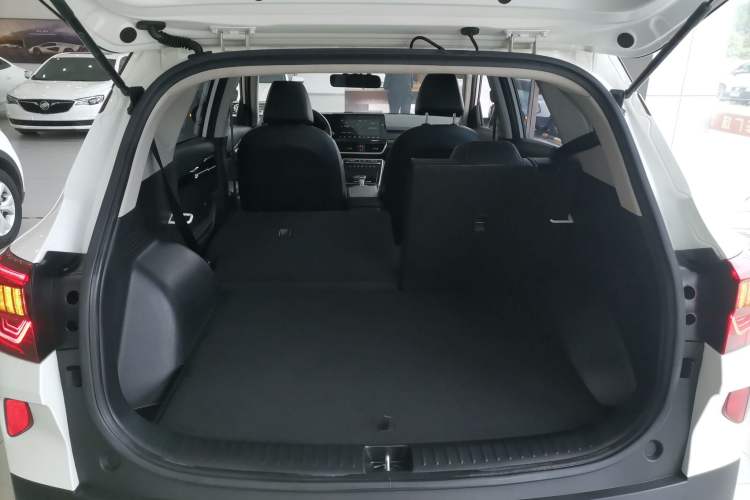 Used Kia KX3 2020 1.5L CVT Trend Edition Trunk