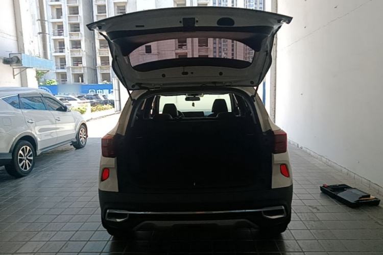 Used Kia KX3 2020 1.5L CVT Trend Edition Trunk