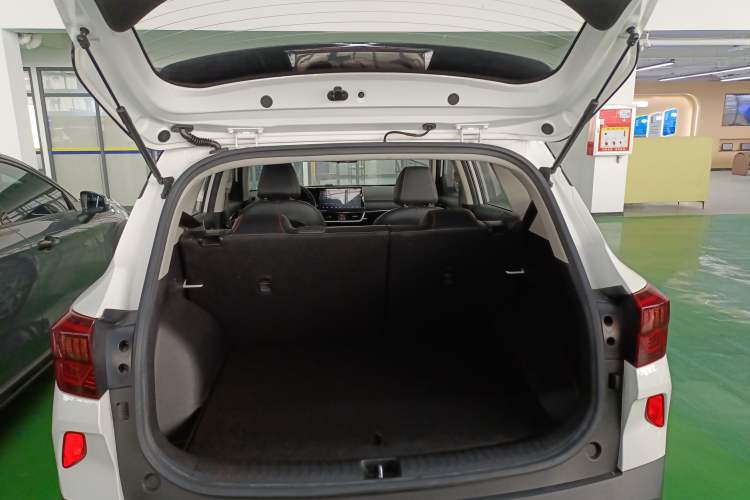 Used Kia KX3 2020 1.5L CVT Trend Edition Trunk
