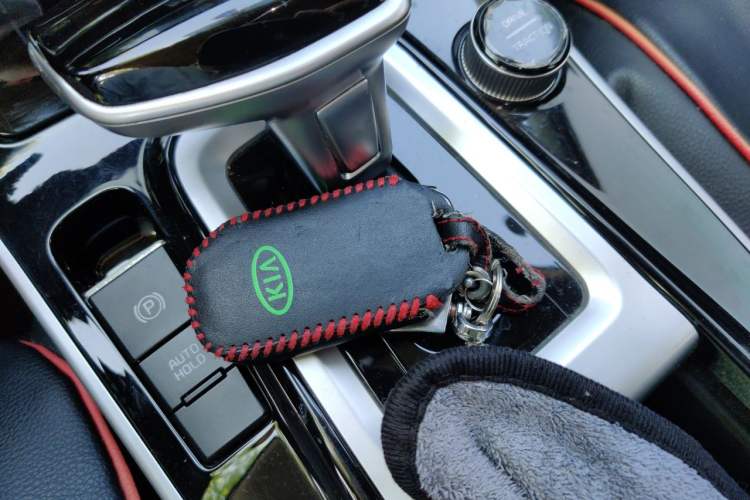 Used Kia KX3 2020 1.5L CVT Trend Edition Vehicle Key