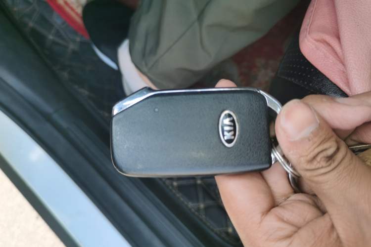 Used Kia KX3 2020 1.5L CVT Trend Edition Vehicle Key