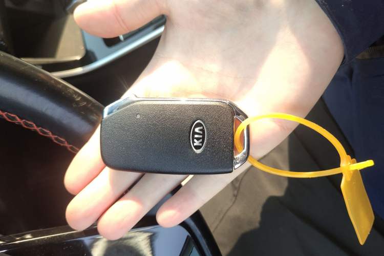 Used Kia KX3 2020 1.5L CVT Trend Edition Vehicle Key