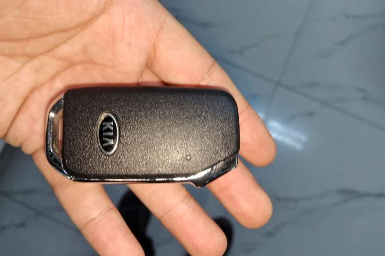 Used Kia KX3 2020 1.5L CVT Trend Edition Vehicle Key