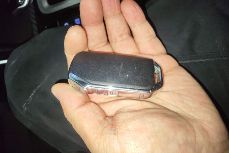 Used Kia KX3 2020 1.5L CVT Trend Edition Vehicle Key