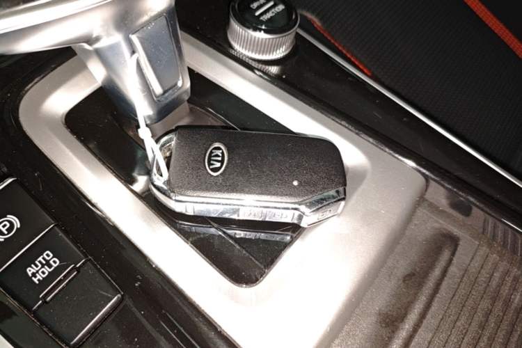 Used Kia KX3 2020 1.5L CVT Trend Edition Vehicle Key