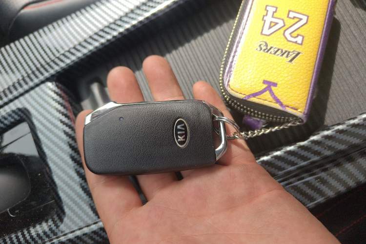 Used Kia KX3 2020 1.5L CVT Trend Edition Vehicle Key