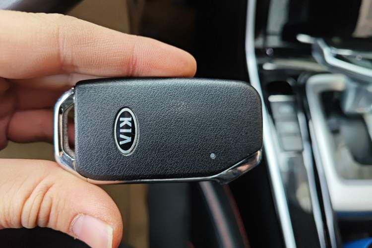 Used Kia KX3 2020 1.5L CVT Trend Edition Vehicle Key