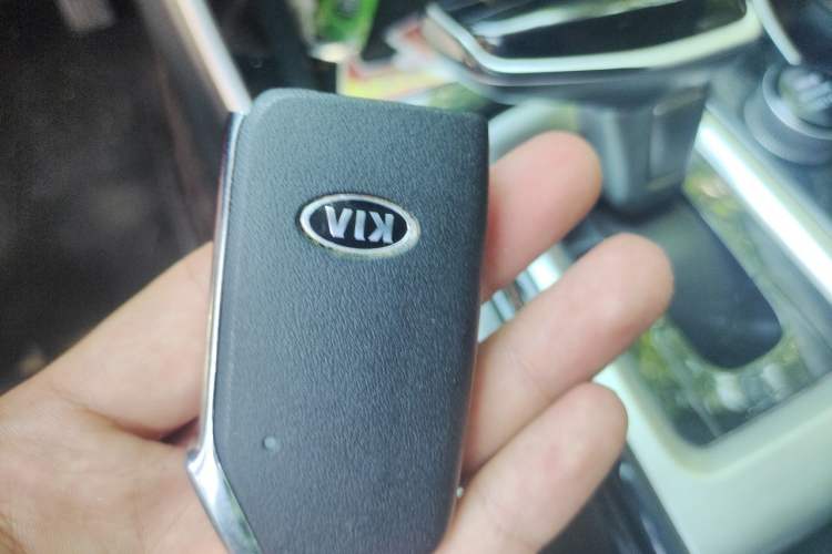 Used Kia KX3 2020 1.5L CVT Trend Edition Vehicle Key
