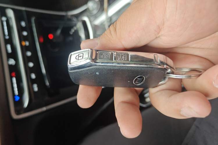 Used Kia KX3 2020 1.5L CVT Trend Edition Vehicle Key