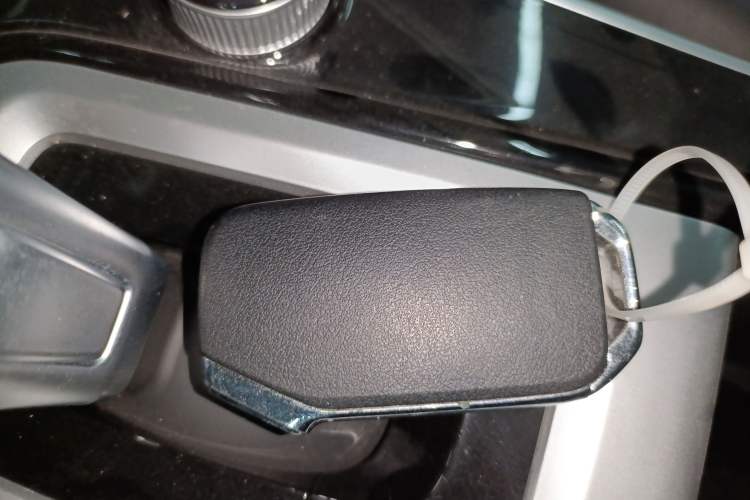 Used Kia KX3 2020 1.5L CVT Trend Edition Vehicle Key