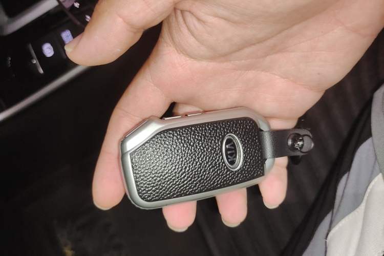 Used Kia KX3 2020 1.5L CVT Trend Edition Vehicle Key