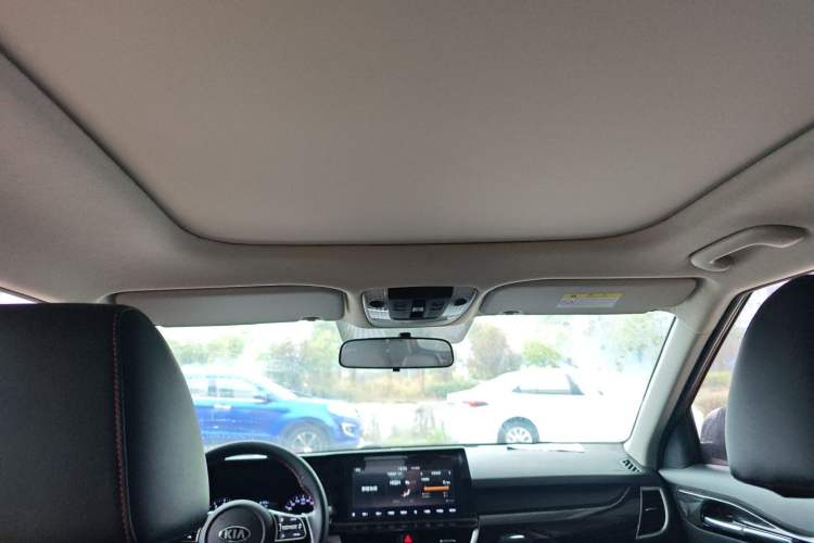 Used Kia KX3 2020 1.5L CVT Trend Edition Headliner