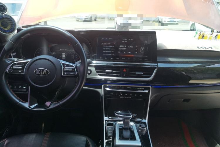 Used Kia KX3 2020 1.5L CVT Smart Edition Interior 2