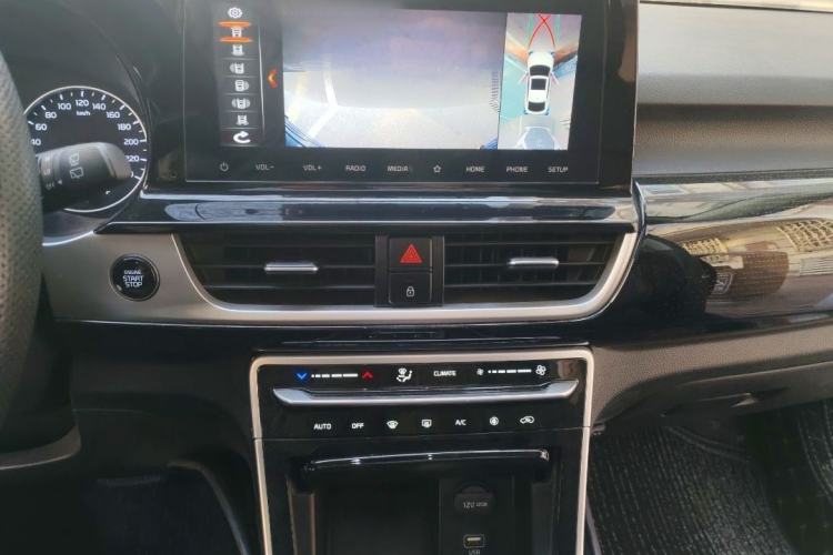 Used Kia KX3 2020 1.5L CVT Trend Edition Interior 3