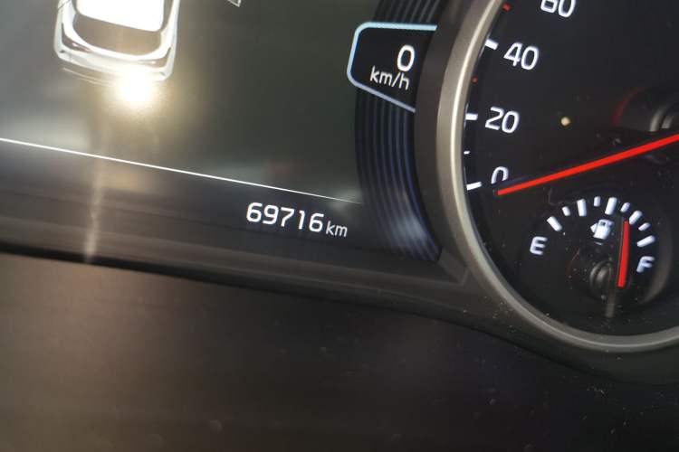 Used Kia KX3 2020 1.5L CVT Smart Edition Odometer Close Up