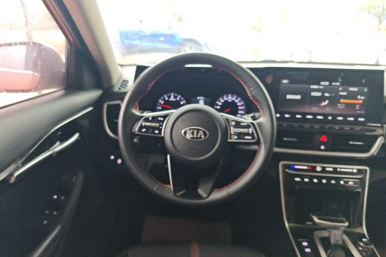 Used Kia KX3 2020 1.5L CVT Trend Edition Steering Wheel